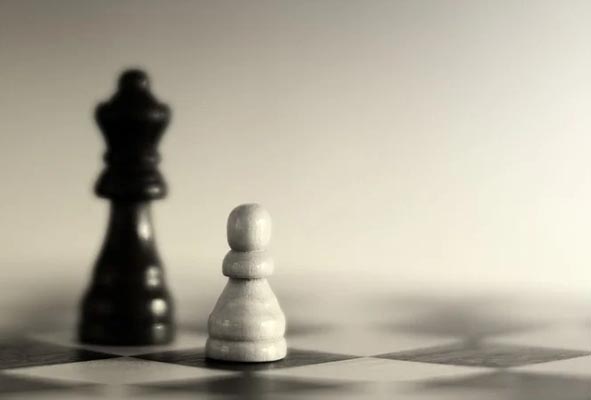 Schachfigur - König und Bauer 