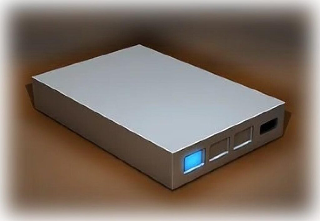 Beispiel für eine von außen undefinierbare Blackbox: Eine externe Festplatte oder ähnliches.